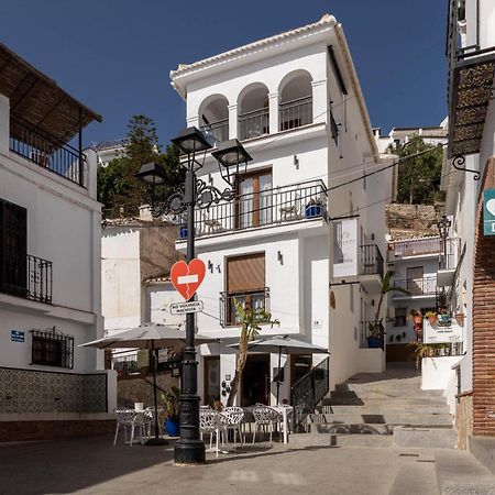 Olive & Ivy Guesthouse Canillas de Aceituno Εξωτερικό φωτογραφία